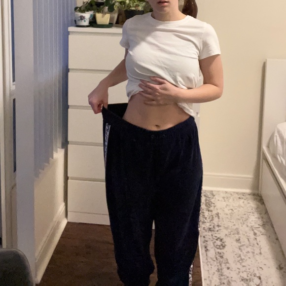 Navy Velour FILA Sweatpants XL - Picture 3 of 7